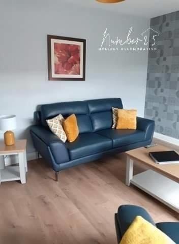 Number 25 Self Catering Apartments Ederney Ardess Eksteriør bilde